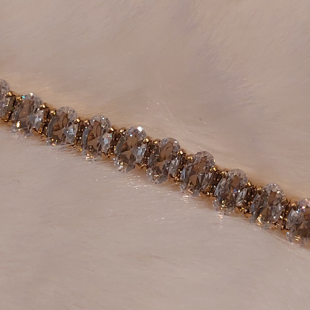 Collana Choker Minimalista con Strass – Chiusura a Cursore