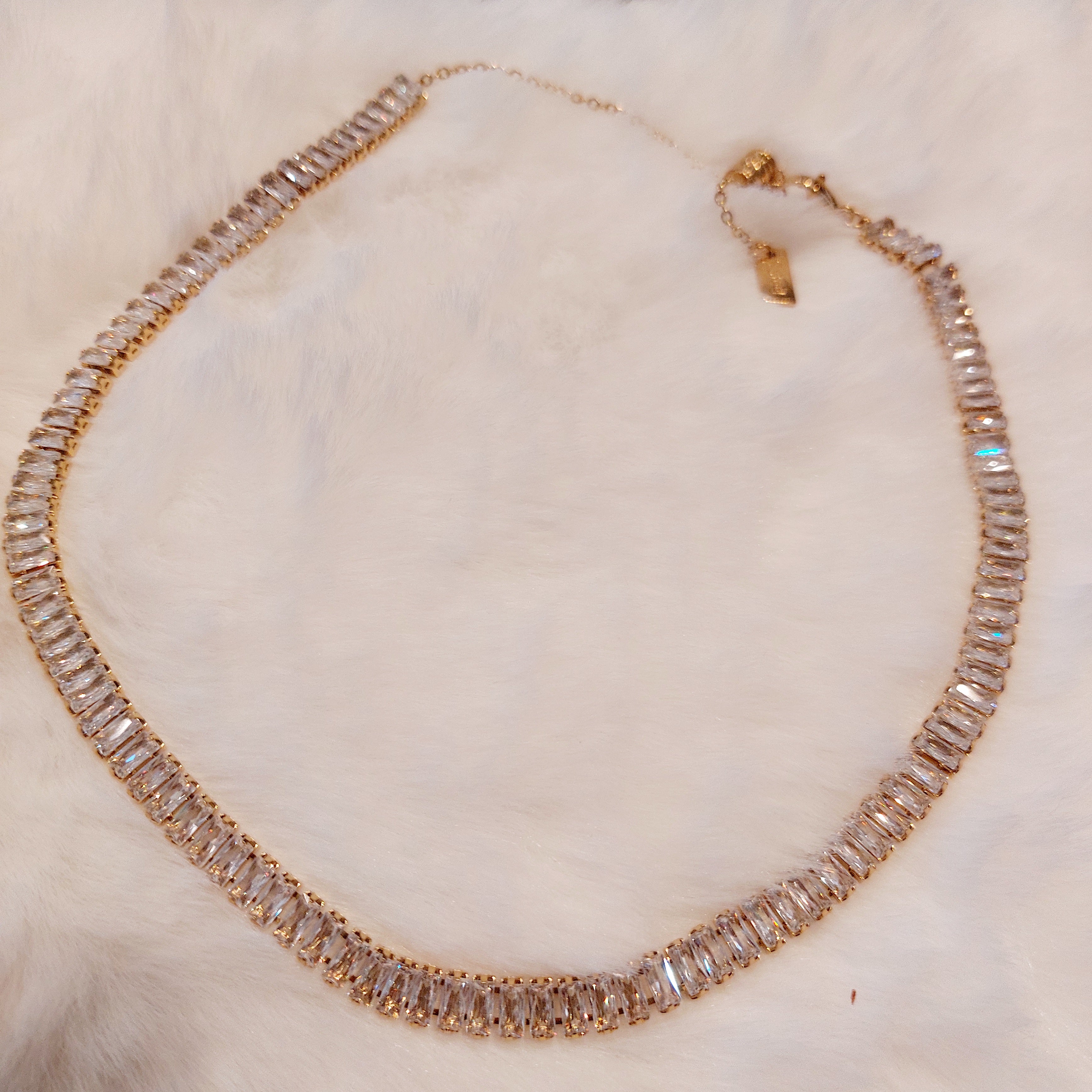 Collana Choker con Zirconi Baguette – Regolabile Girocollo o Choker